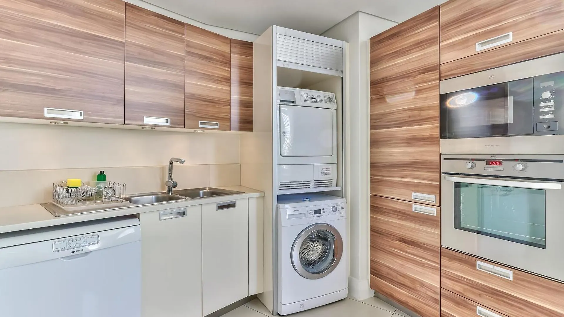 Lawhill Luxury Apartments - V & A Waterfront Cape Town