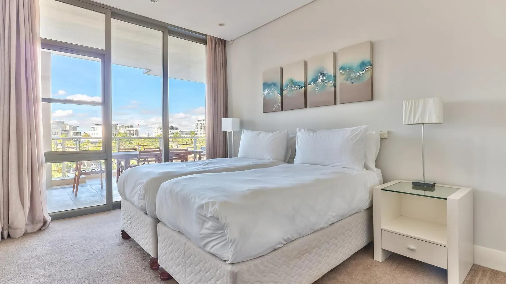 Lawhill Luxury Apartments - V & A Waterfront Cape Town