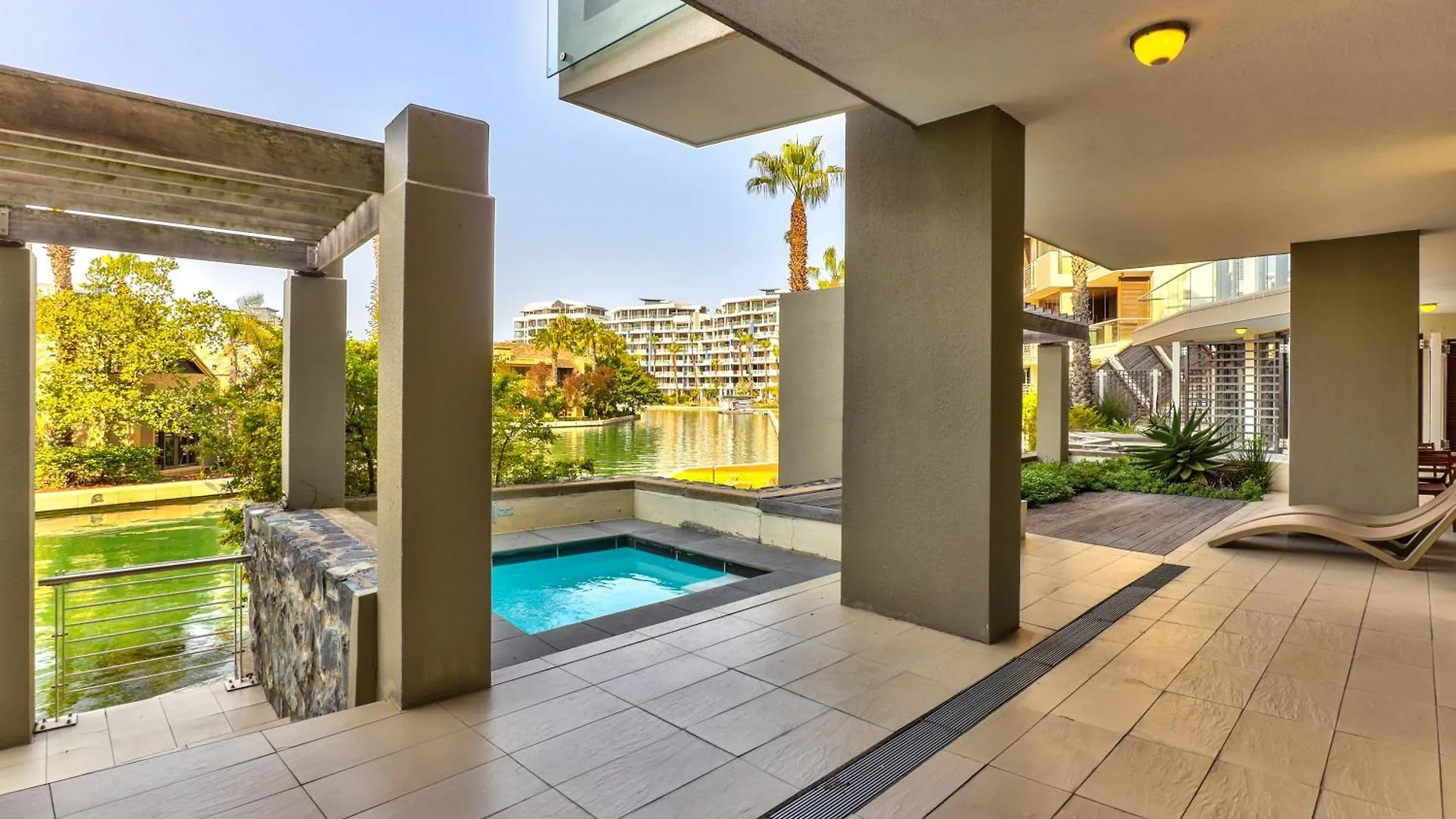 Lawhill Luxury Apartments - V & A Waterfront Cape Town