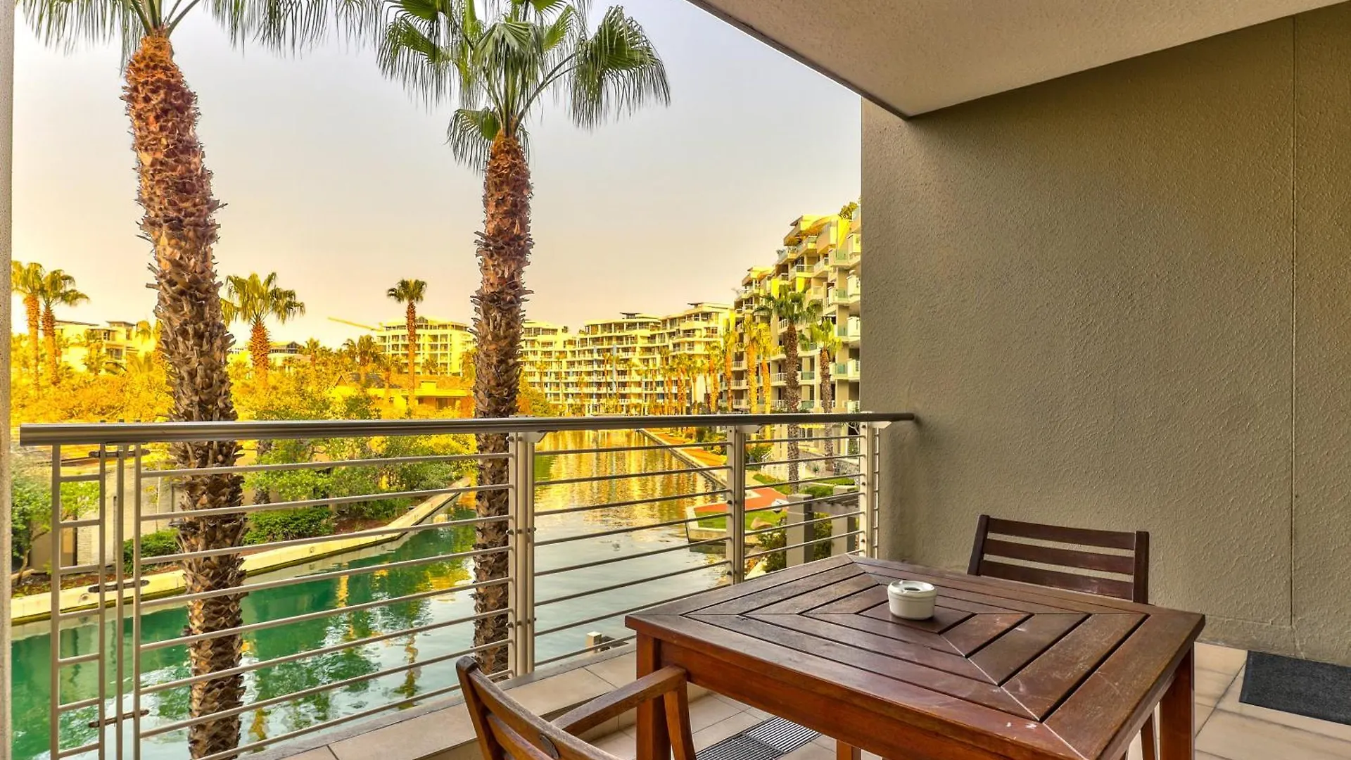 Lawhill Luxury Apartments - V & A Waterfront Cape Town