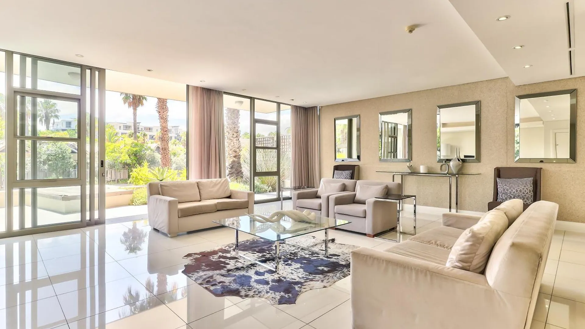 Lawhill Luxury Apartments - V & A Waterfront Cape Town