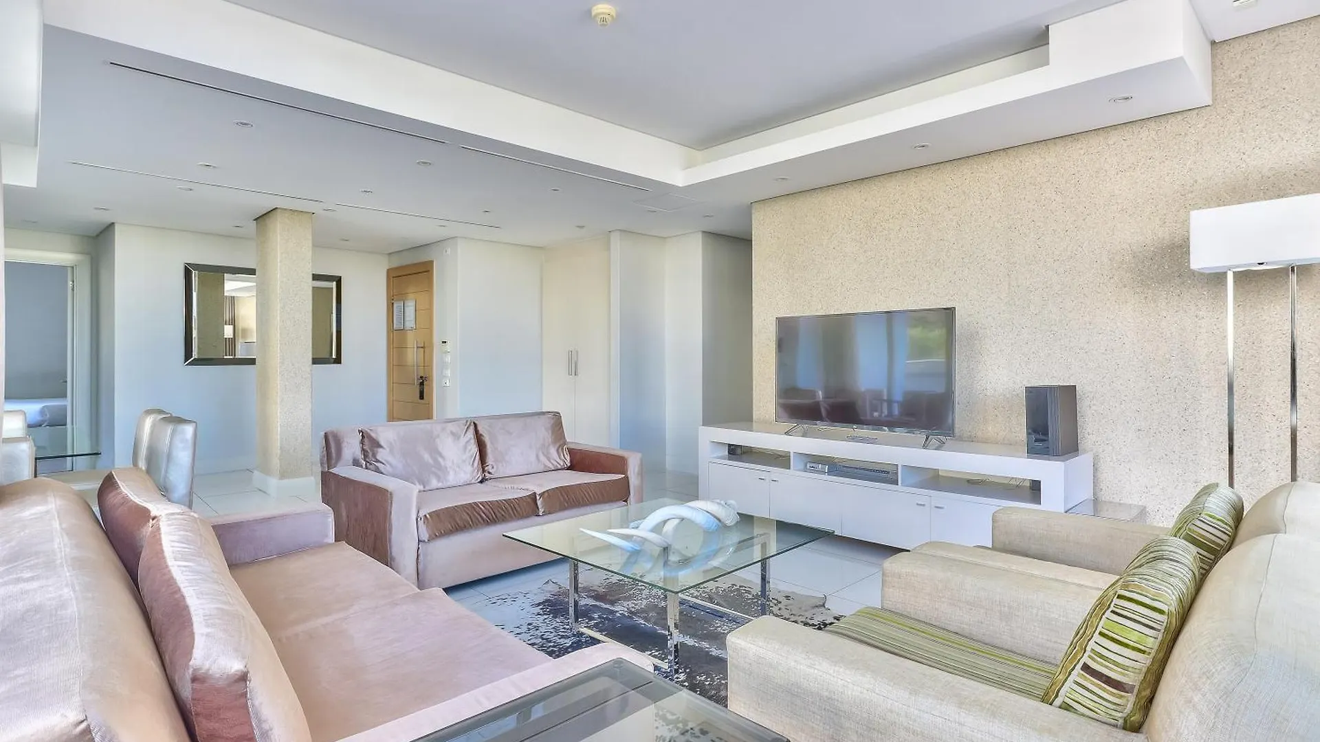 Lawhill Luxury Apartments - V & A Waterfront Cape Town