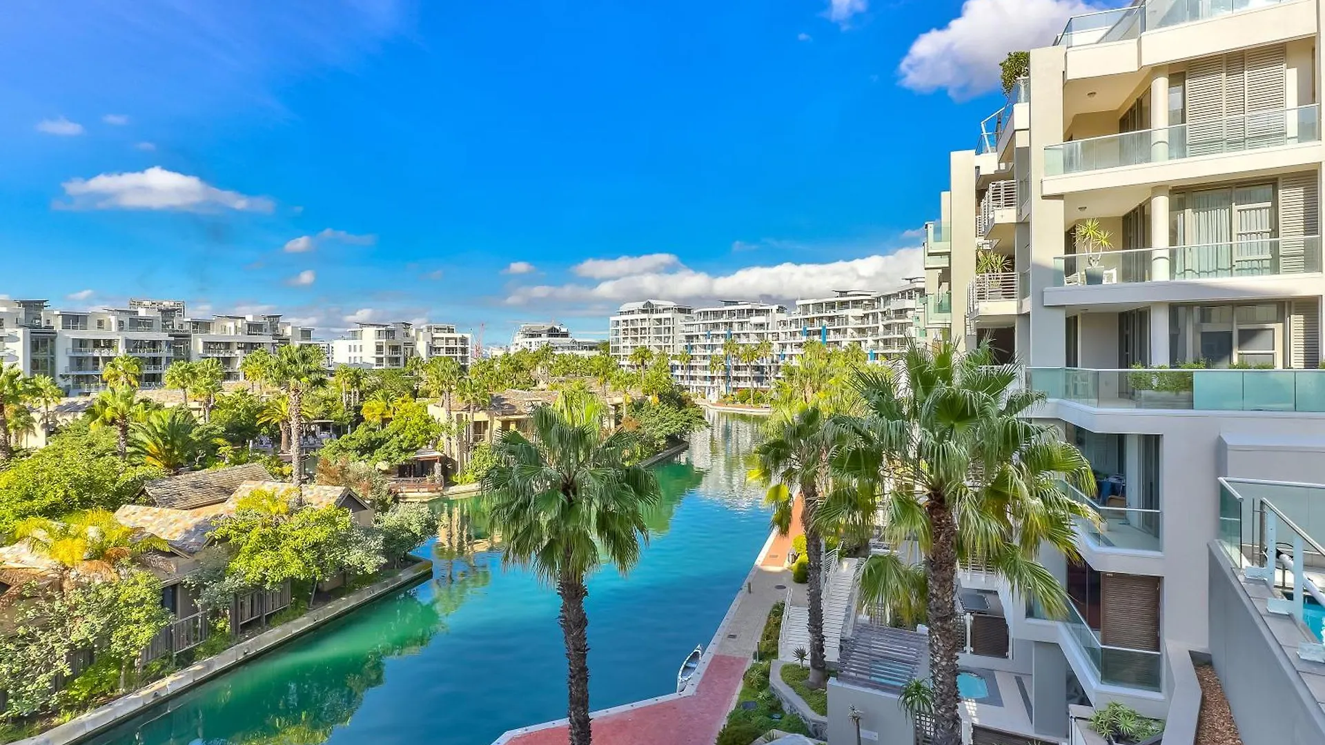 Lawhill Luxury Apartments - V & A Waterfront Cape Town