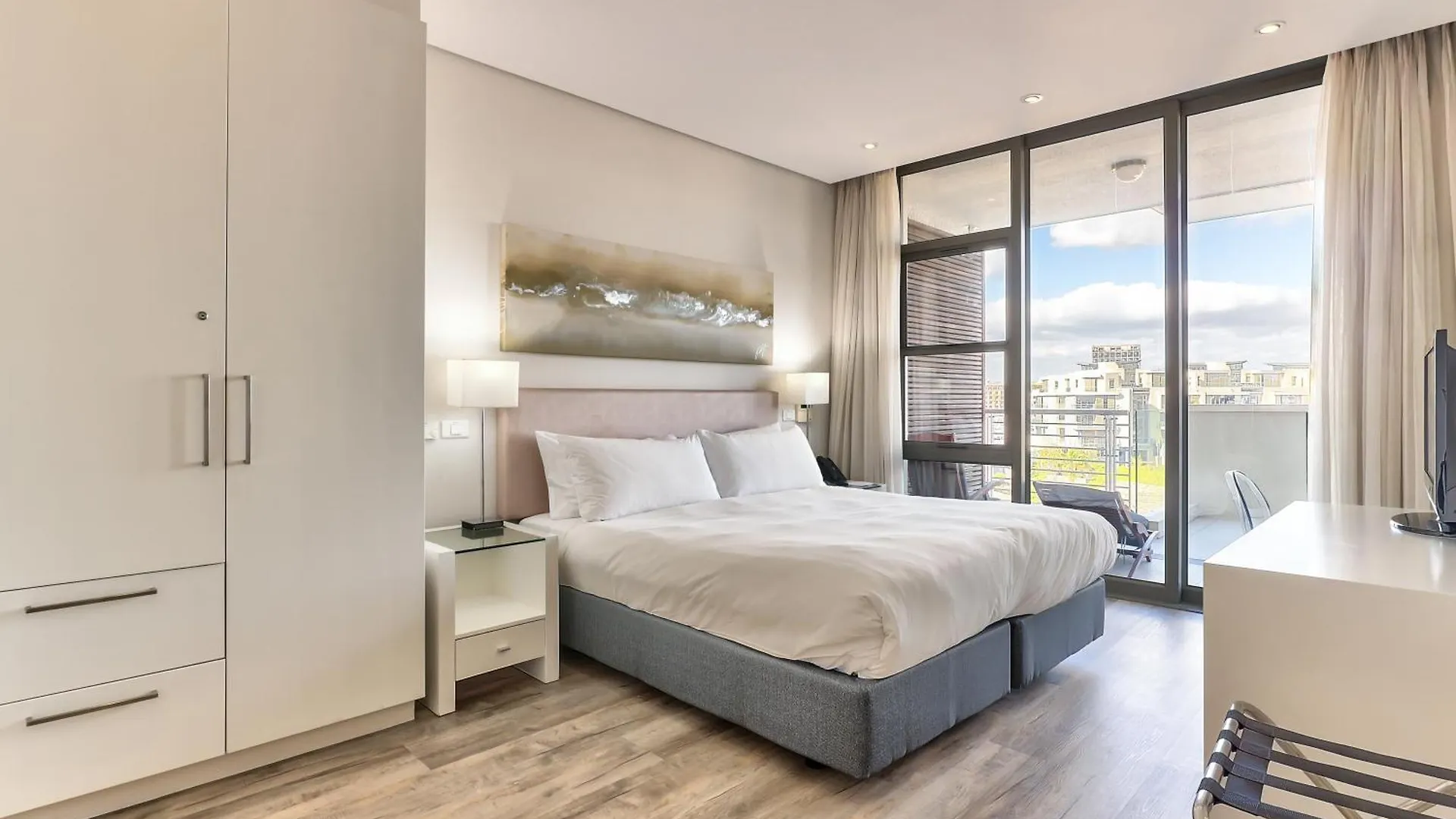 Lawhill Luxury Apartments - V & A Waterfront Cape Town South Africa