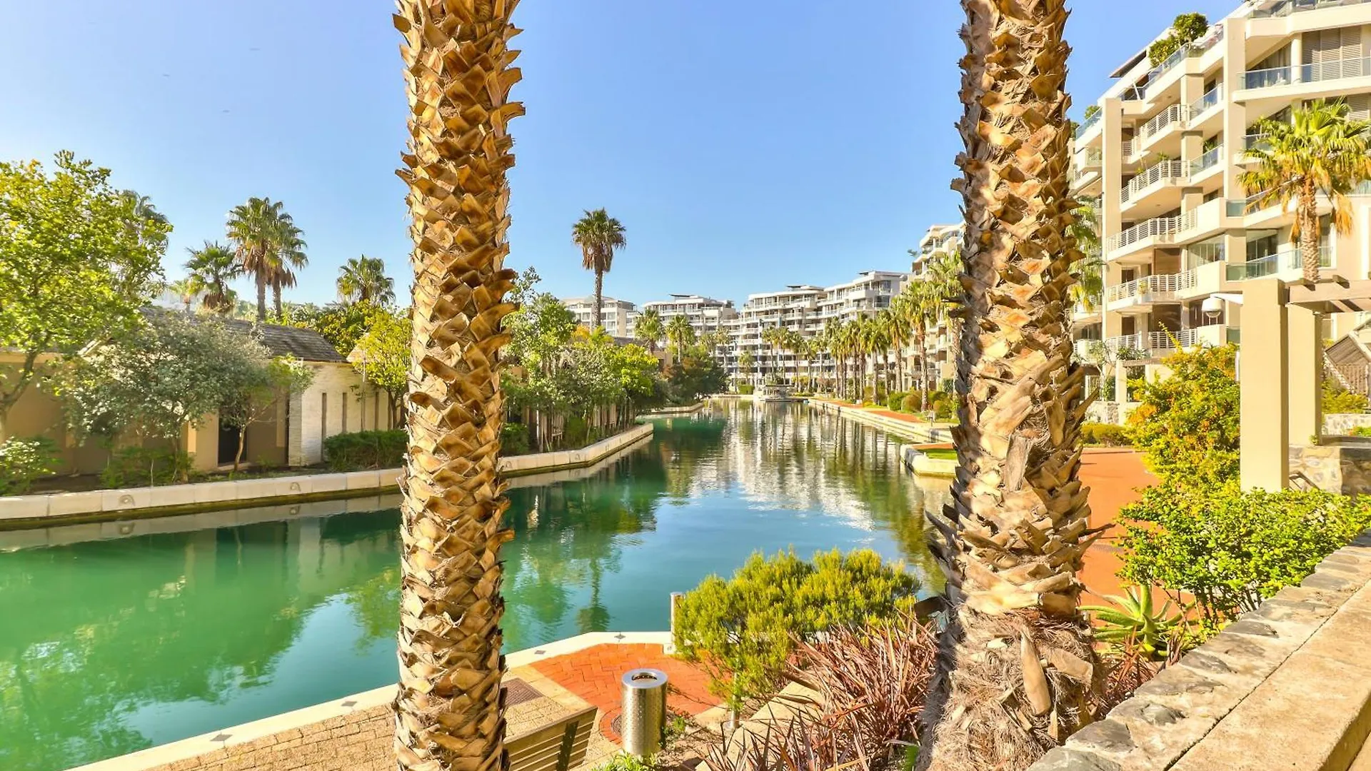 Lawhill Luxury Apartments - V & A Waterfront Cape Town